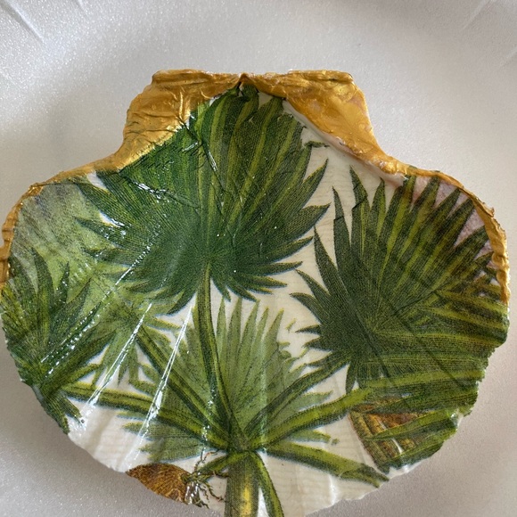 Shell trinkets - Picture 12 of 16